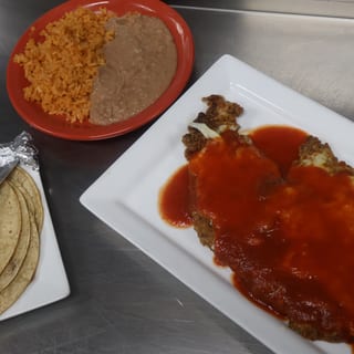 Milanesa a La Mexicana with Steak