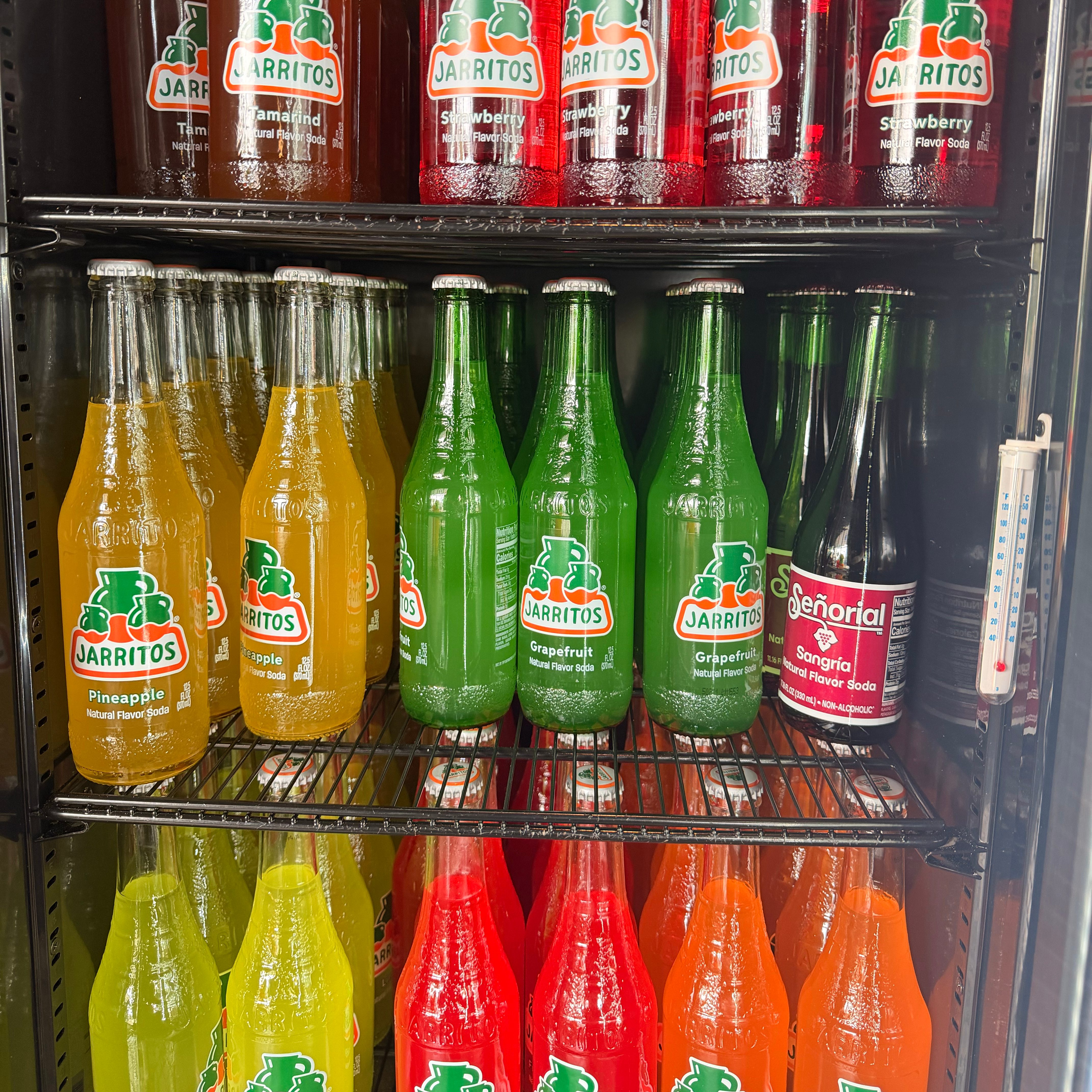 Jarritos.