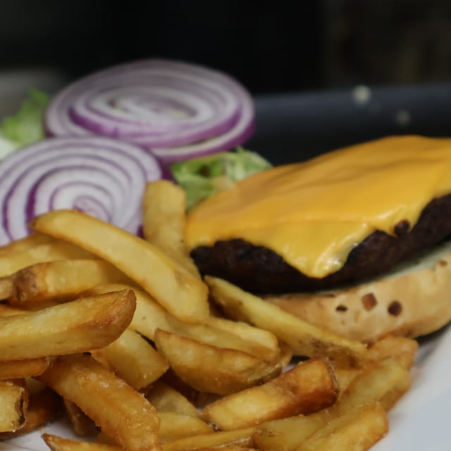 Cheeseburger.